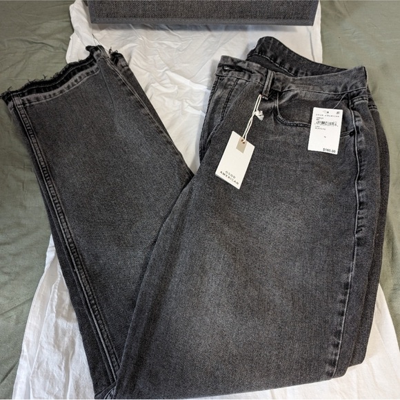 Good American Denim - Good American Dark Gray Straight Leg Jeans